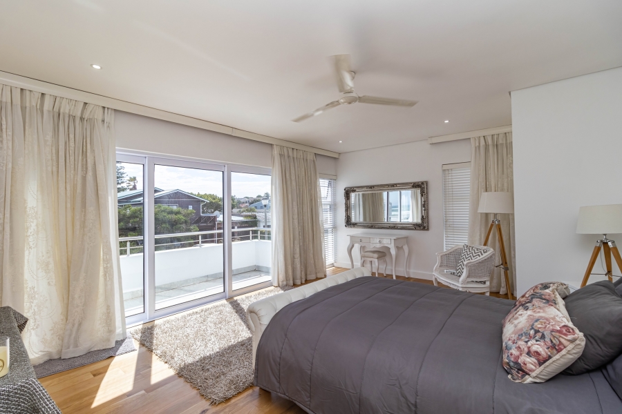 5 Bedroom Property for Sale in Melkbosstrand Central Western Cape